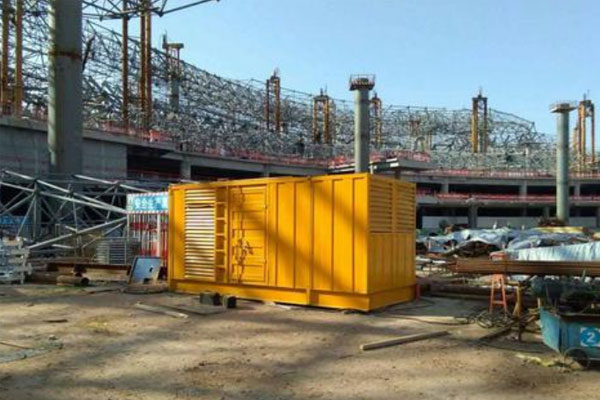 揭东发电机出租如何判断空气滤清器是否需要更换？